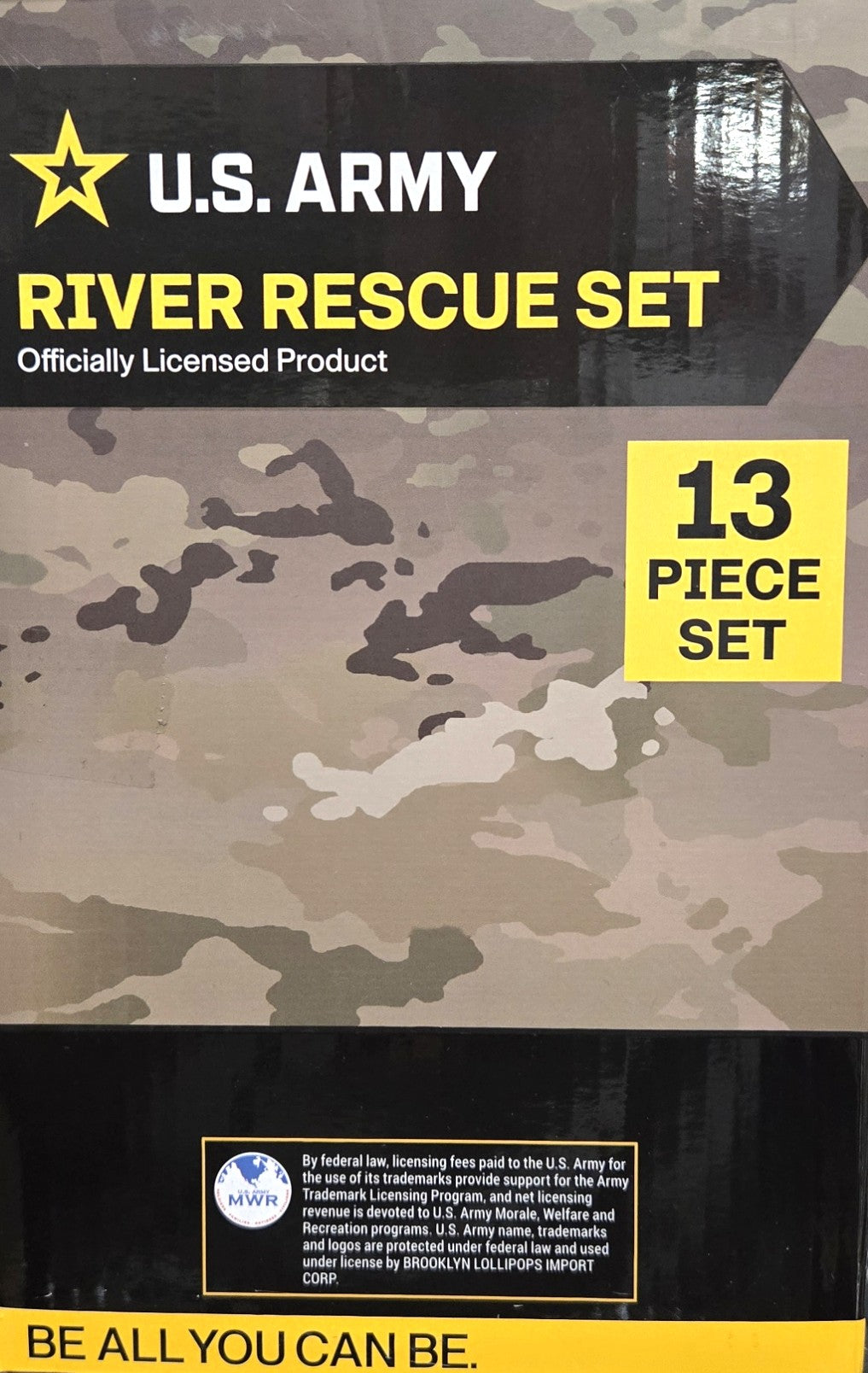 U.S. Army River Rescue Set Helicopter, Riverboat & Rescue Specialist 13-pieces
