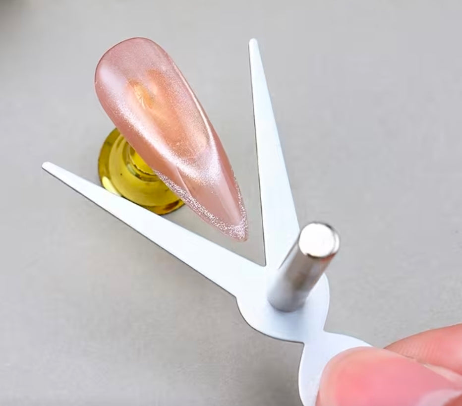 CatEyes Magnet Double Headed Scissors Shape Nail Magnet Tool