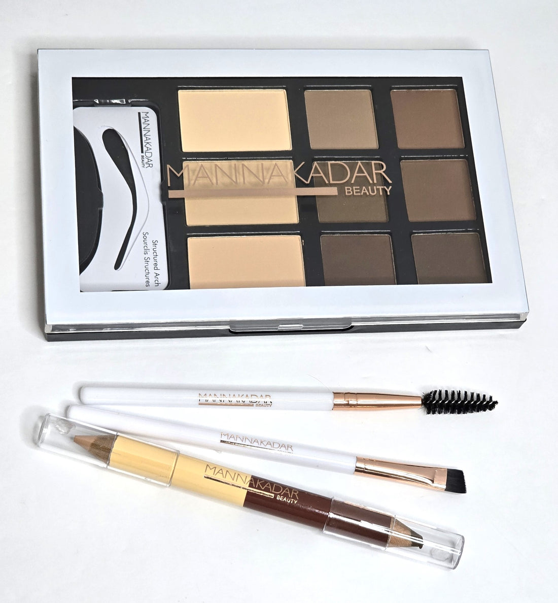 Manna Kadar Brow Defining Expert