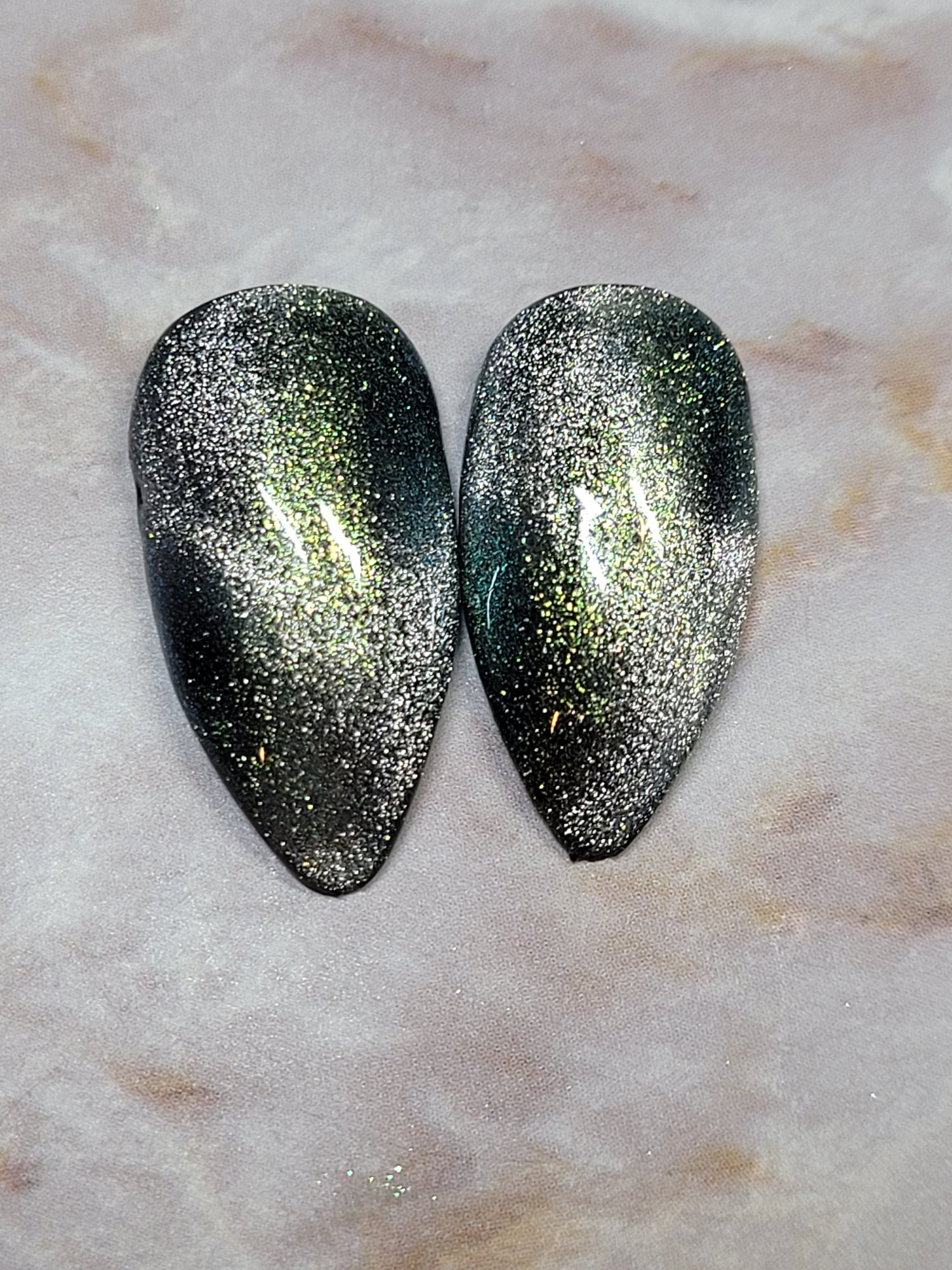 Short Stilettos Custom Press-Ons with CatEyes and Foil 20-24 Pieces